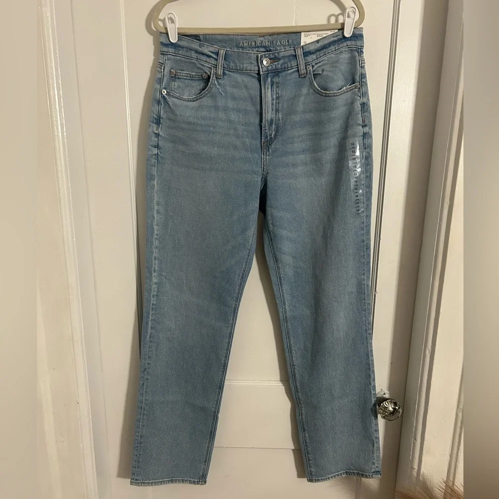 American Eagle Outfitters Light Blue Straight Leg Jeans - Picture 1 of 9